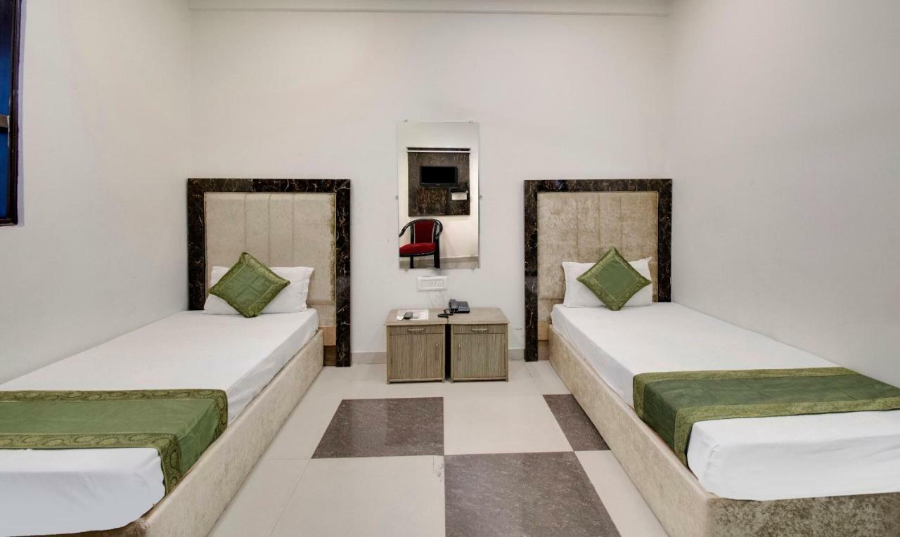 Itsy By Treebo - Royale Inn Meerut Zewnętrze zdjęcie